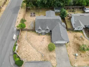Great size lot w/RV parking space behind gate