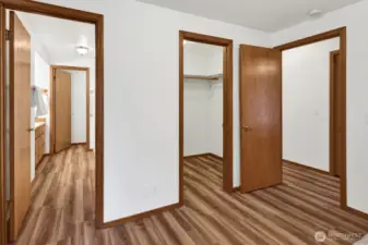 Main suite with walk in closet