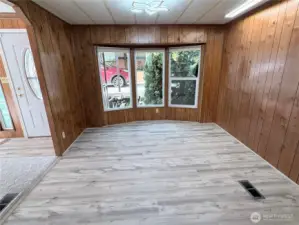 Dining Room/Bonus Room