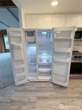 Refrigerator/Freezer