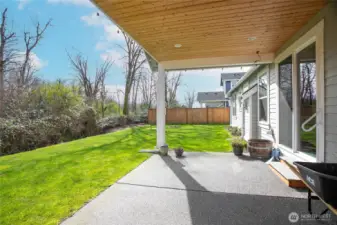 You can’t go wrong with a covered patio in the Pacific NW—enjoy shade on sunny days and protection from the rain, perfect for year-round outdoor living!