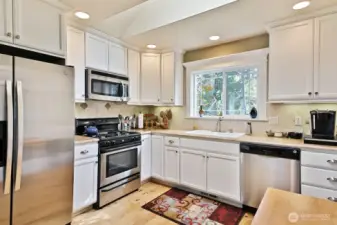 Full kitchen in the apartment