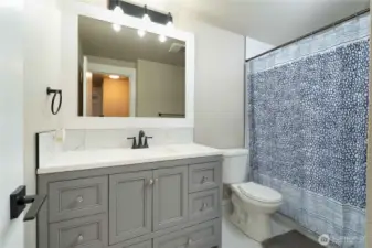 2nd Full Bath with Tub
