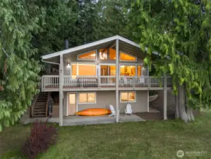 2 bed 2 bath cabin with cover porch