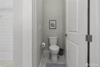 Private Toilet Room – Separate toilet area within the primary bath provides extra comfort and privacy.