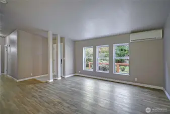 Stunning, Clean and Bright~