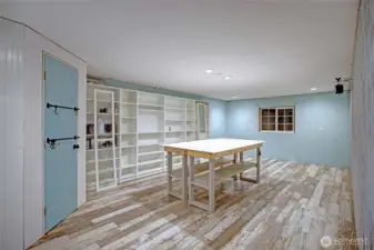 Upstairs shop room #2 for Crafting/Office~