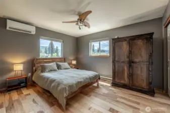 Primary Bedroom, Upper Floor