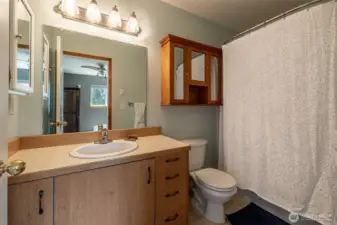 Primary Full Bathroom