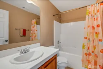 Secondary full bath