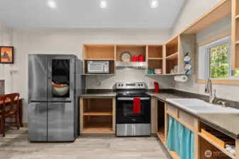 Great kitchen with lots of storage.