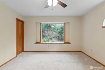 spacious primary bedroom