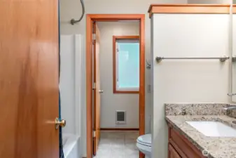 primary/upstairs bathroom