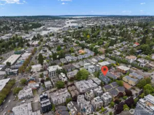 A short distance to the cut, the shops, the nightlife, the restaurants, the festivals, Ballard, Queen Anne, and the list goes on..