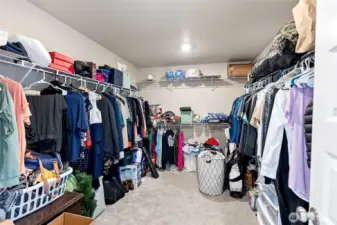 Hige walk-in closet