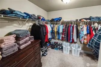 Huge primary closet!