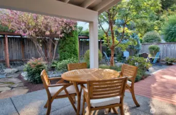 Plenty of seating areas.