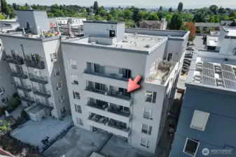 5th Floor corner unit!