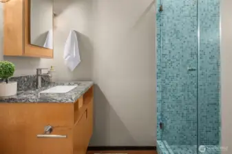 Second bedroom shower.