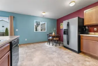 Spacious dining area and sliding door to backyard