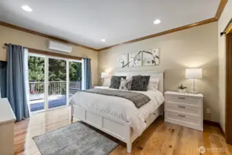 Primary Suite - walk out to private deck