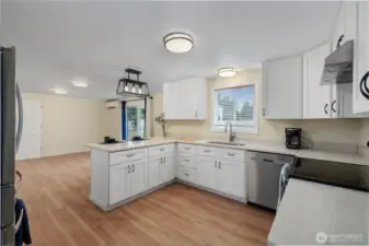 Kitchen - new appliances