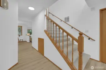 EXtra wide staircase plus extra storage space under the stairs