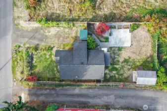 Bird's Eye angle--the house position on the lot is just so perfect!