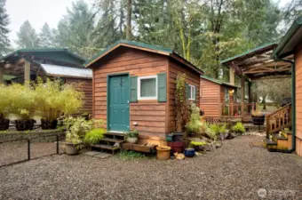 SHED WITH CABINETS - POWER