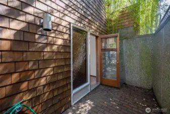 Home office has 3rd outdoor zone.