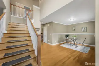 Entry into dining room