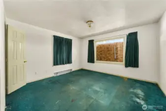 Guest bedroom - main floor.
