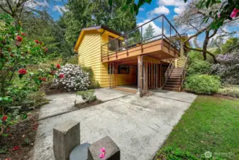 Tons of space and mature plantings!