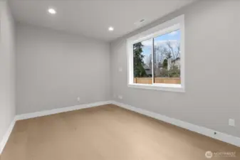 Main Level: Bedroom Suite
