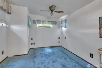 Main house upper Bedroom Bath area