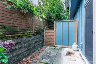 West facing rear patio off the kitchen