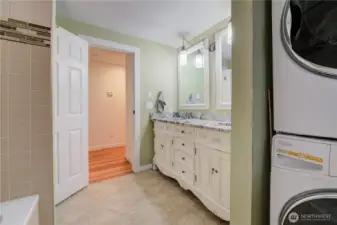 Main floor full bath