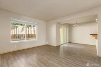 Living and dinning room.