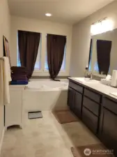 Pictures are from prior tenancy.