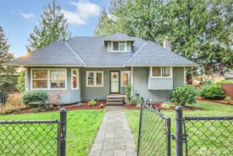 Wonderful, 2 story with a daylight basement, home on Inlet Island. 3 bedrooms, den &  2.75 baths. Updated & move in ready.