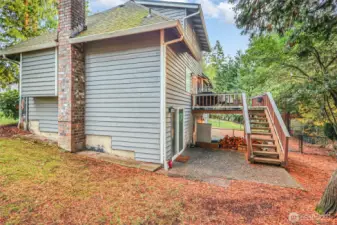 Big fenced yard, large deck & patio