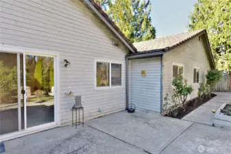 Back Yard Patio Area