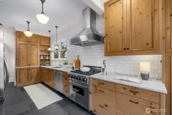 What could you not make in this kitchen?