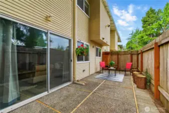 Fully fenced patio has been pressure-washed and is ready for your outdoor enjoyment. Enjoy a cup of coffee, watch your kids play or grow some vegetables and herbs.
