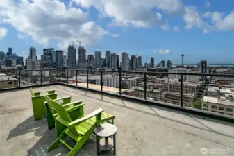 City, water and mountain views from the roof top!