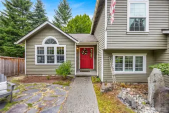 Lovely Tri-Level Home in a cul-de-sac