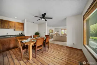 Room flow is excellent!