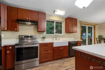 Kitchen & Slider to Back Deck