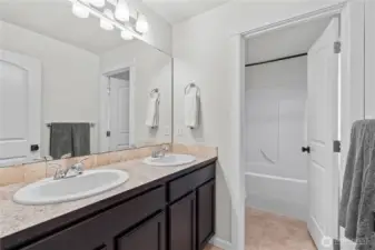 Guest/hall full bath with double vanity