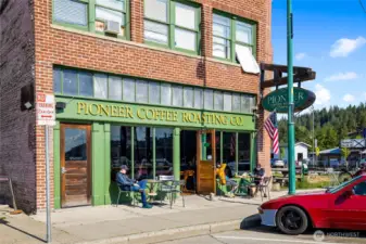 Down town charm and convenience